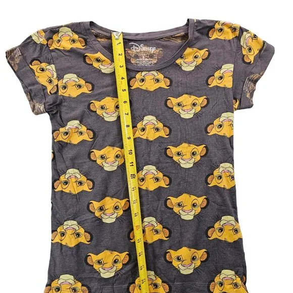 Disney Womens Size S Gray Graphic Tee Lion King Simba Face T-Shirt Casualwear - Picture 8 of 9